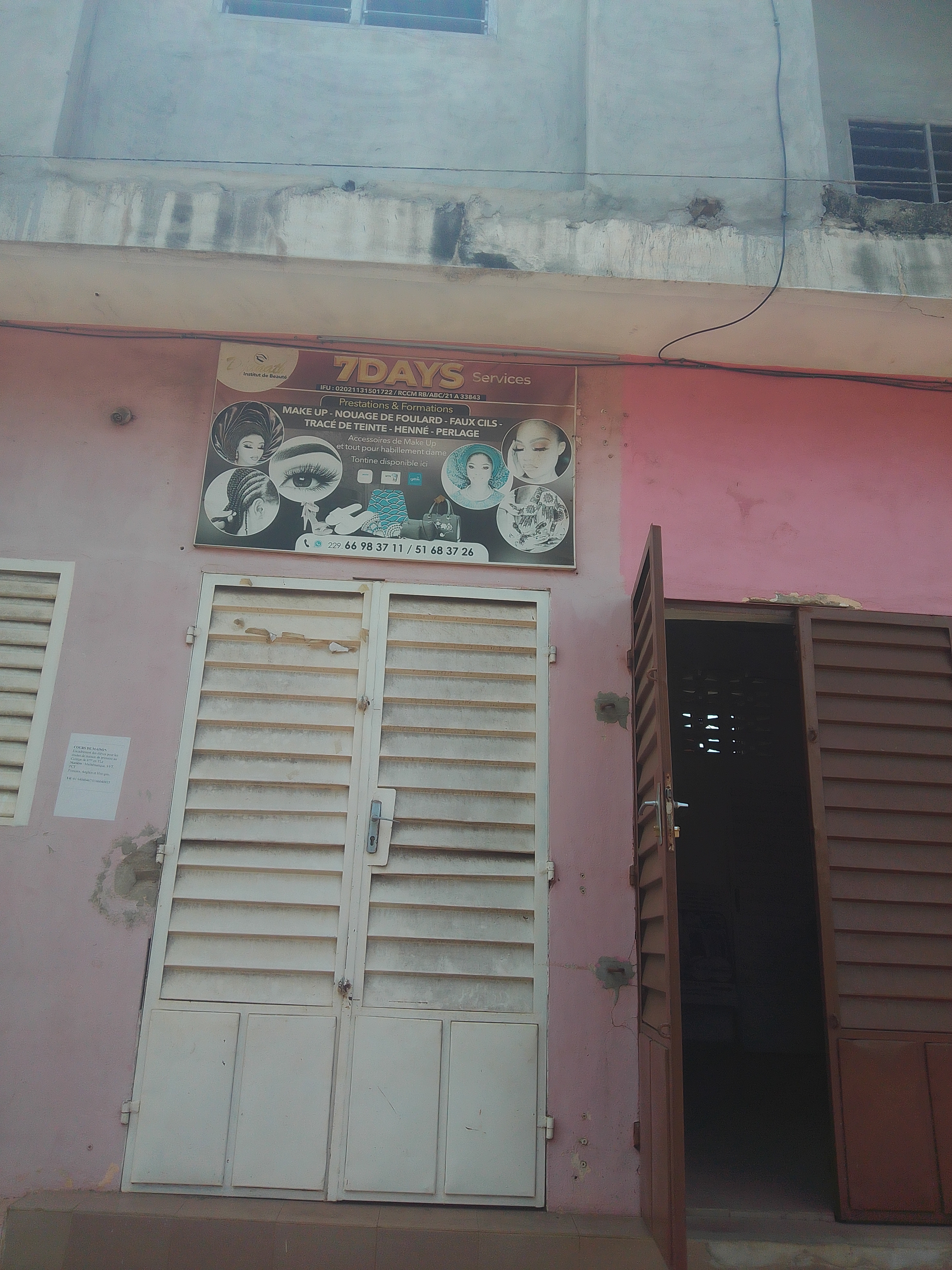 Façade 7 DAYS SERVICES